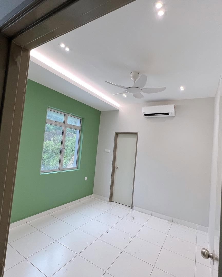Johor Bahru wall mounted aircond installation completed in bedroom